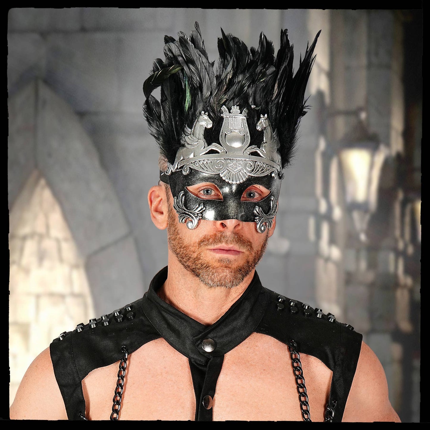 Western Fashion - VENETIAN MASK WITH FEATHER