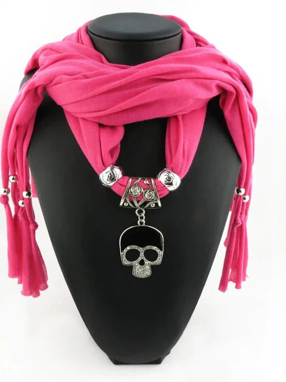 Alloy Skull Pendant Scarf with Skull Design