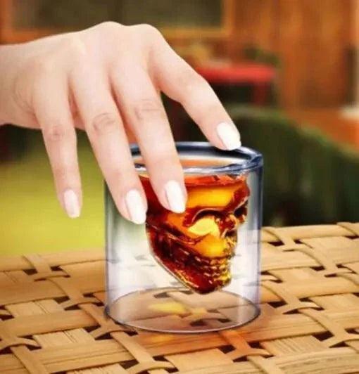 Skull head crystal wine glass with unique design for hot and cold beverages.