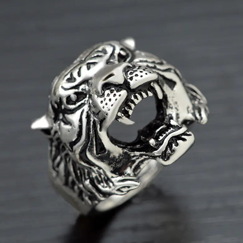 Customizable Vintage Skull Ring