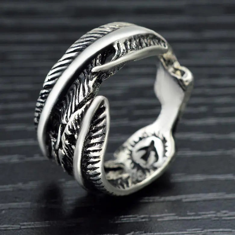 Customizable Vintage Skull Ring