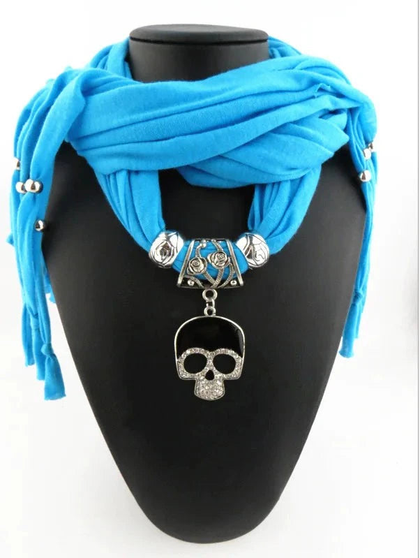 Alloy Skull Pendant Scarf with Skull Design