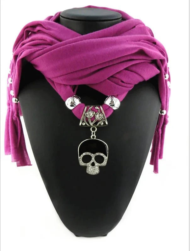 Alloy Skull Pendant Scarf with Skull Design