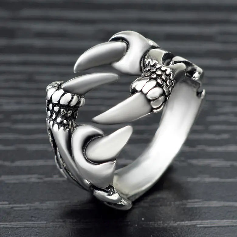 Customizable Vintage Skull Ring