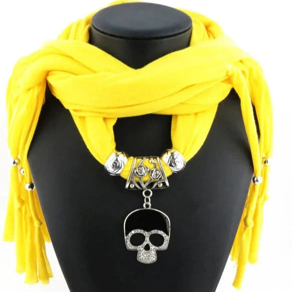 Alloy Skull Pendant Scarf with Skull Design
